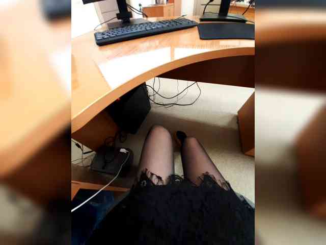 JuliaKiss-11 webcam