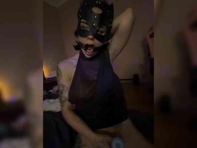 GroteskCouple webcam