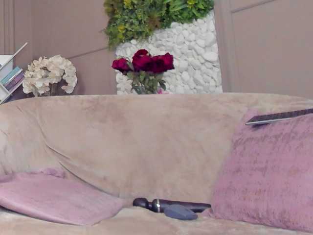 UnforseenLand live cam on BongaCams