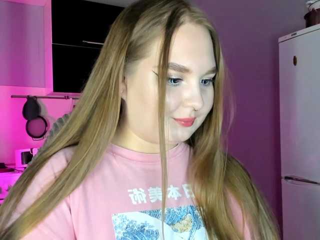 Greeenfriends6969 live webcam show