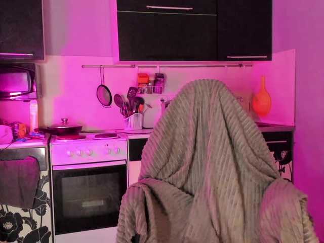 greeenfriends6969 cam belle
