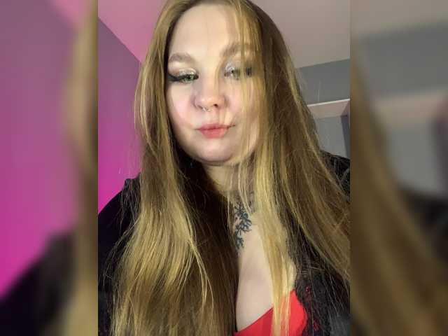 Greeenfriends6969 live cam on BongaCams