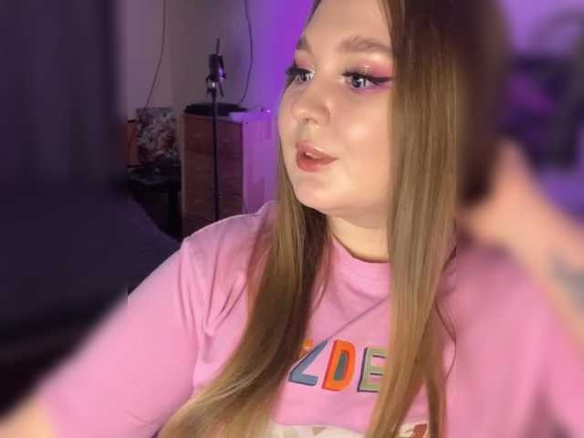 Greeenfriends6969 live cam on BongaCams