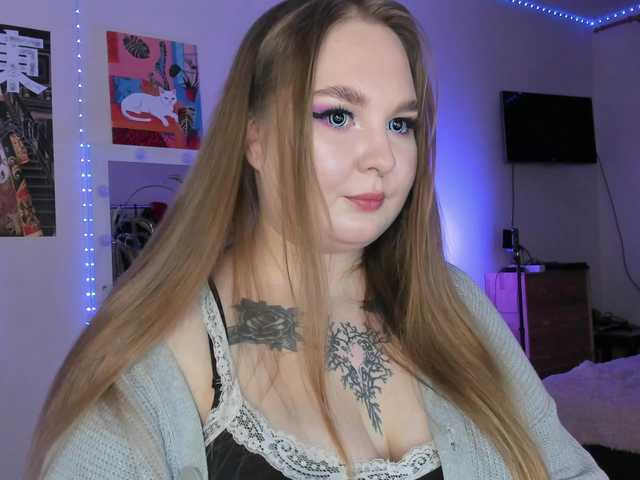 Greeenfriends6969 live cam on BongaCams