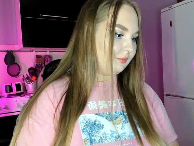 Greeenfriends6969 live webcam show