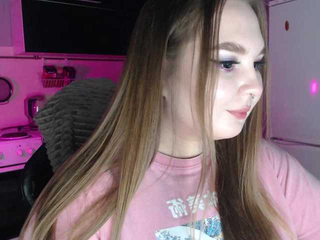 Greeenfriends6969 live cam on BongaCams