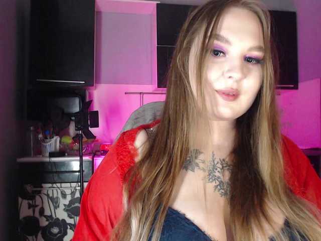 Greeenfriends6969 live cam on BongaCams