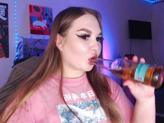 Greeenfriends6969's BongaCams show and profile