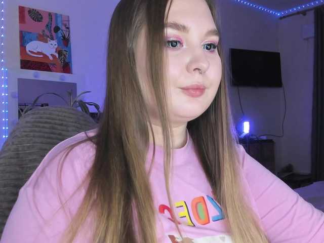 Greeenfriends6969 live cam on BongaCams