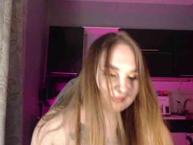 Greeenfriends6969 webcam