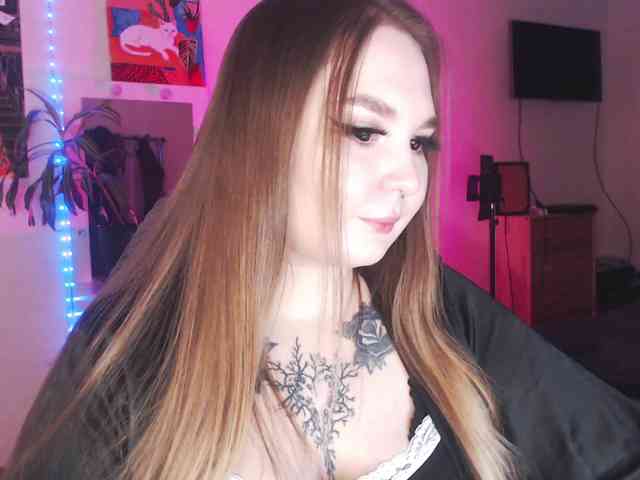 Greeenfriends6969 webcam