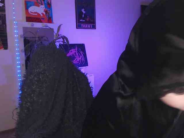Greeenfriends6969 webcam