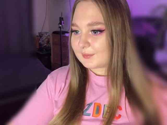 Greeenfriends6969 webcam