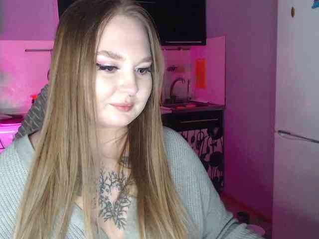 Greeenfriends6969 webcam