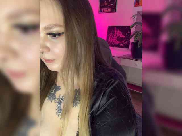 Greeenfriends6969 webcam