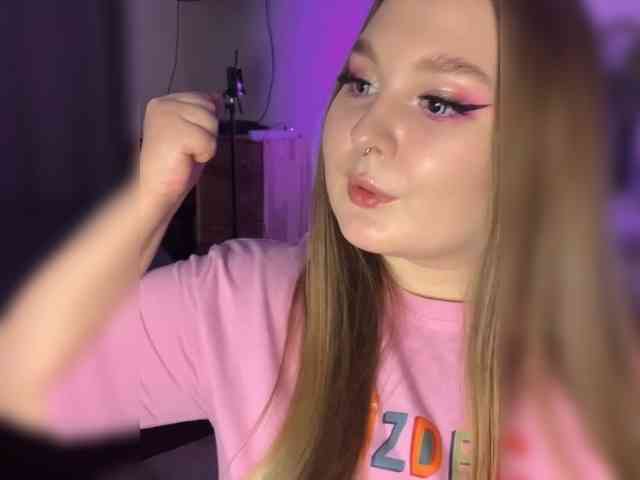 Greeenfriends6969 webcam