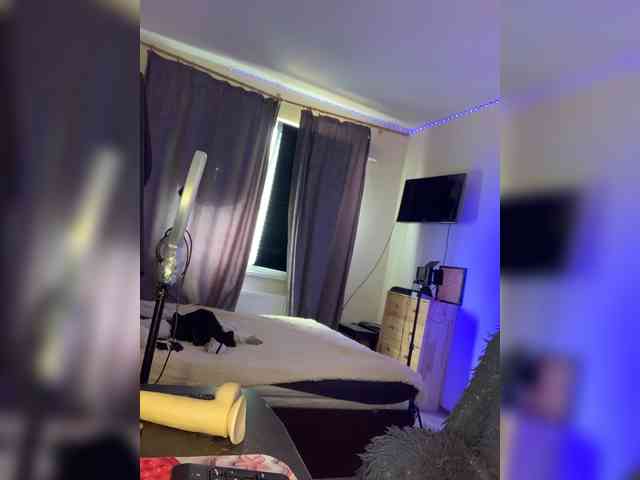Greeenfriends6969 webcam