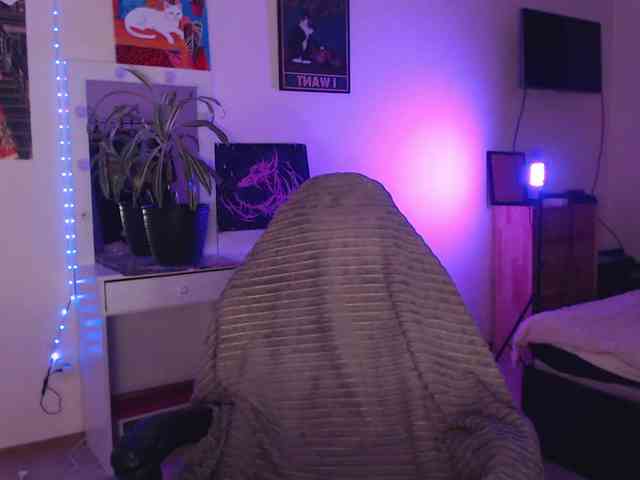 Greeenfriends6969 webcam