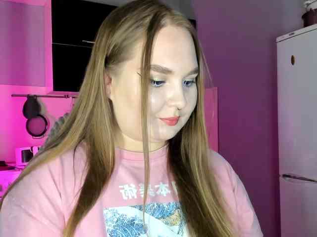 Greeenfriends6969 webcam