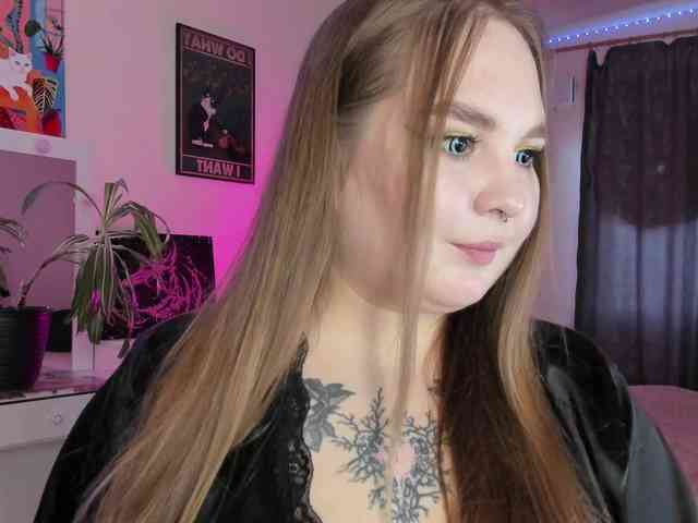 Greeenfriends6969 webcam