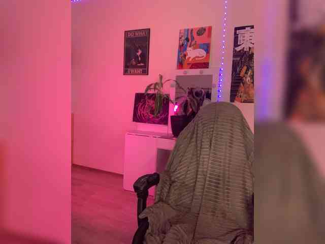 Greeenfriends6969 webcam