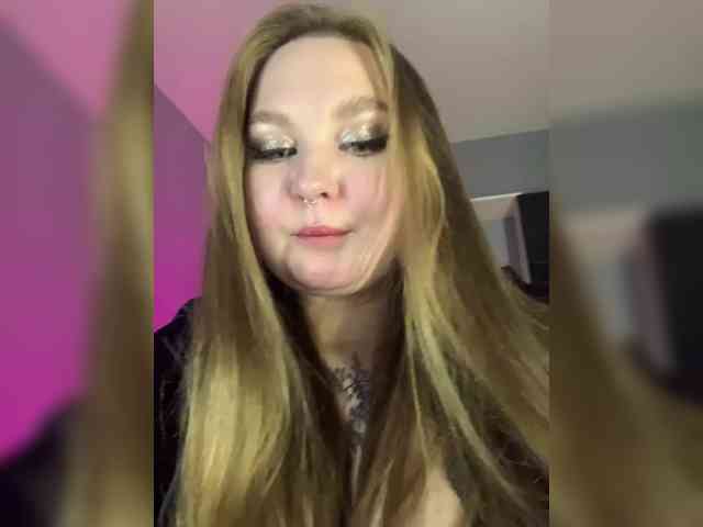 Model: Greeenfriends6969