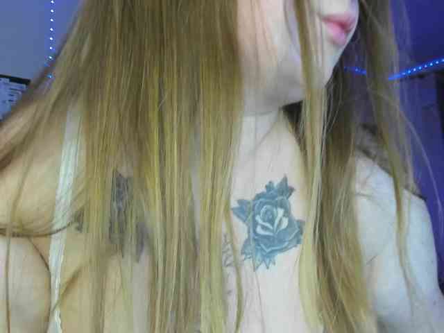Greeenfriends6969 webcam