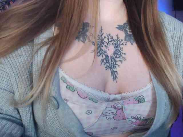 Greeenfriends6969 webcam