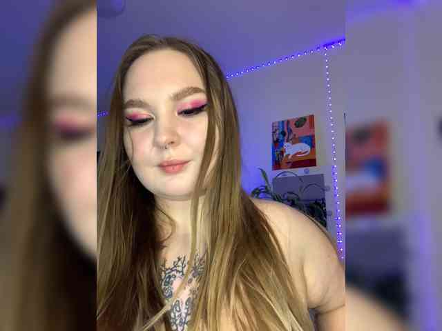 Greeenfriends6969 webcam