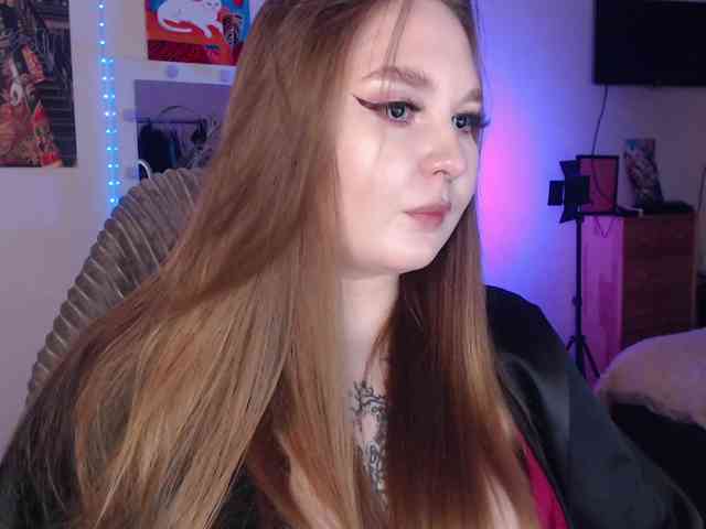 Greeenfriends696... Live Webcam on BongaCams