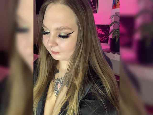 Greeenfriends6969 webcam