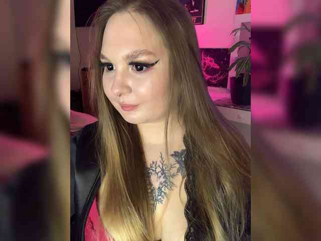Greeenfriends6969 webcam