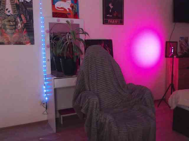 Greeenfriends6969 webcam