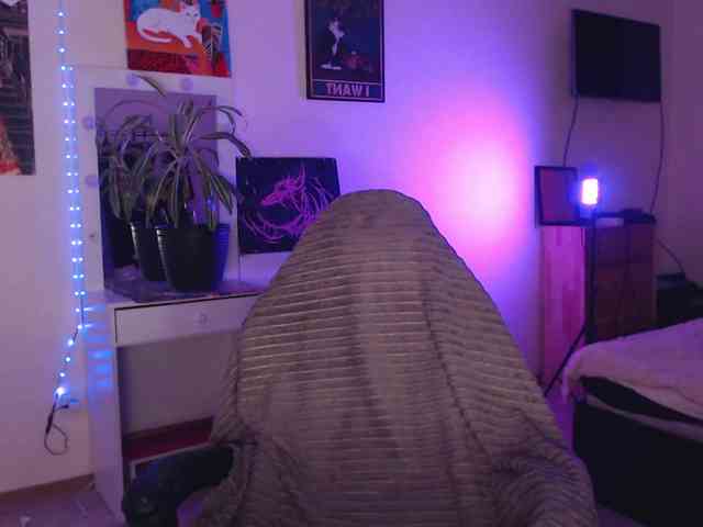 Greeenfriends6969 webcam