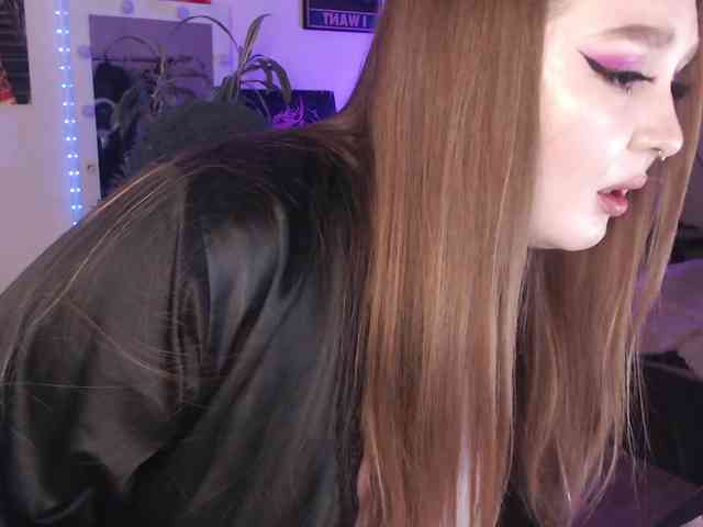 Greeenfriends6969 webcam