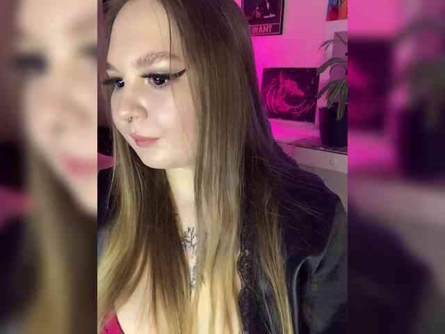 Greeenfriends6969 webcam