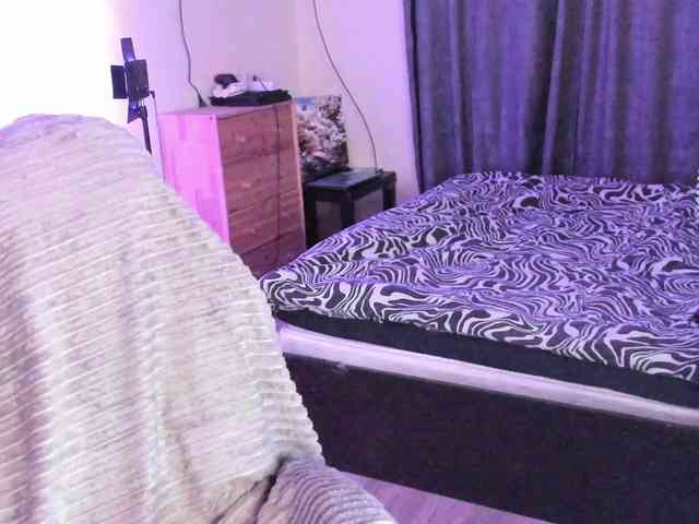 Greeenfriends6969 webcam