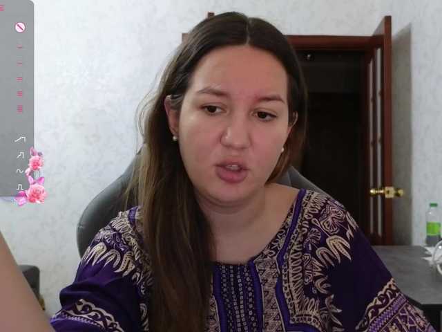 Nelly-Fischer live cam on BongaCams