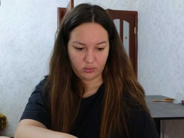 Nelly-Fischer live cam on BongaCams