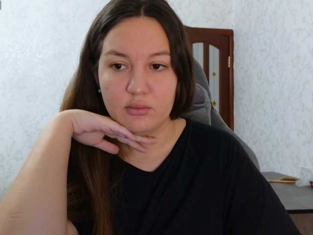 Nelly-Fischer live cam on BongaCams