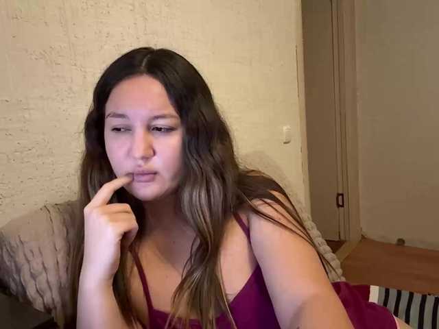 Nelly-Fischer live cam on BongaCams