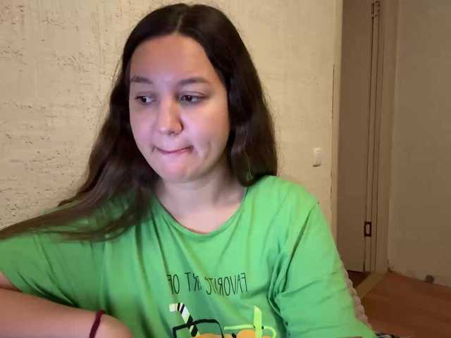 Nelly-Fischer live cam on BongaCams