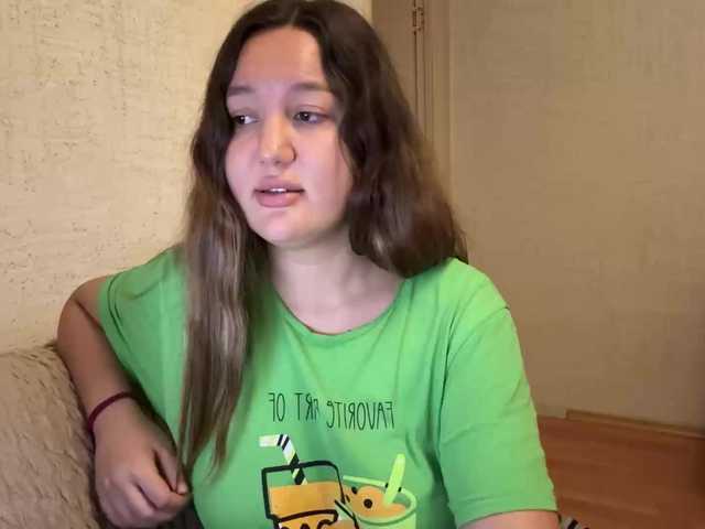 Nelly-Fischer live cam on BongaCams