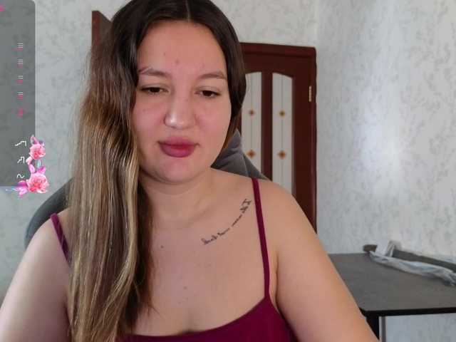 Nelly-Fischer live cam on BongaCams