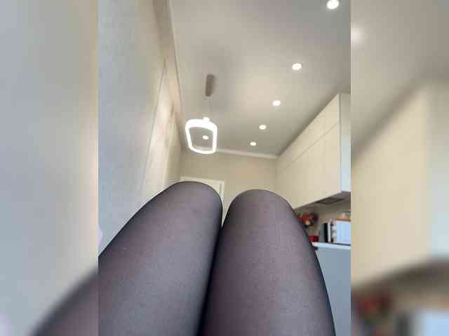 CuteKitty00 webcam
