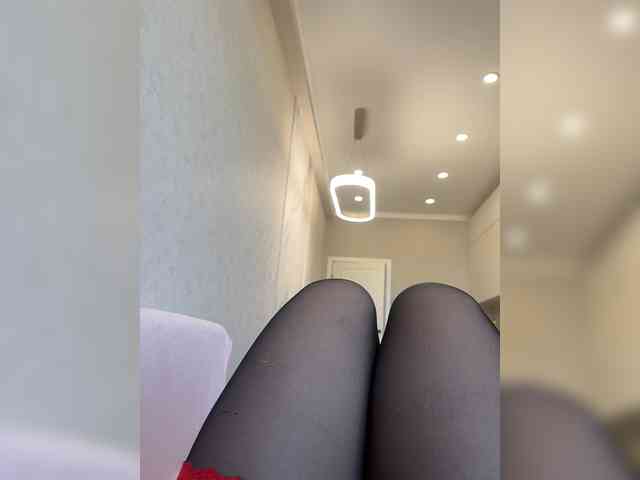 CuteKitty00 webcam