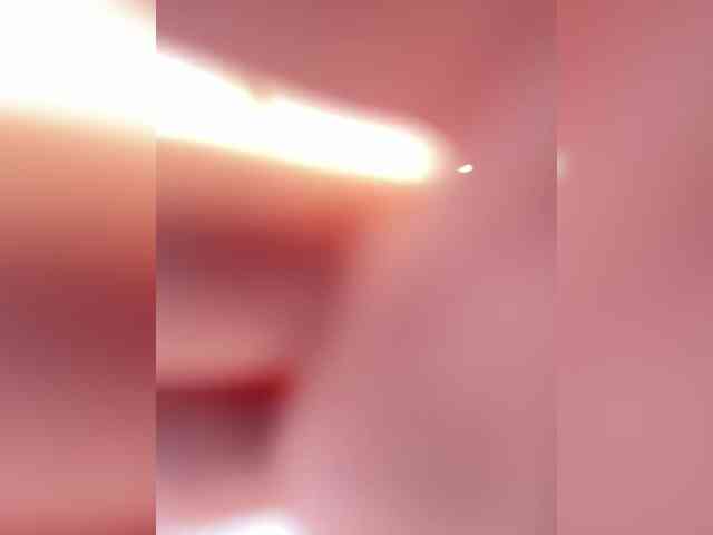 CuteKitty00 webcam