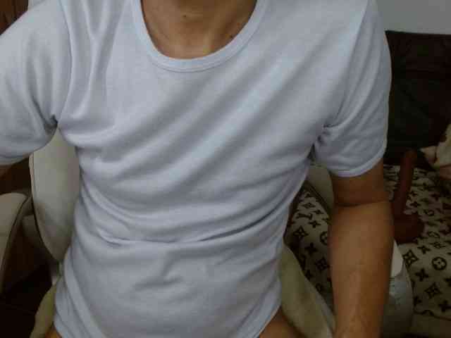 Andres-77O Live Webcam on BongaCams