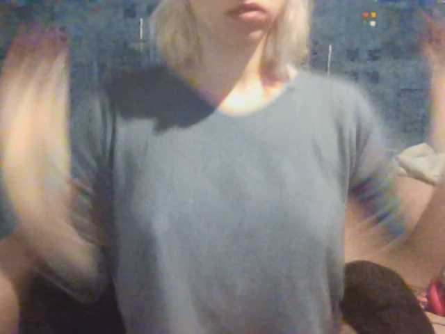 virginriverofficial live cam on BongaCams
