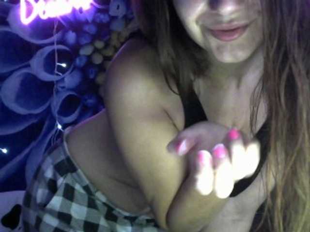 Lilijjjjjjjjjjjjjjjjj90 live cam on BongaCams